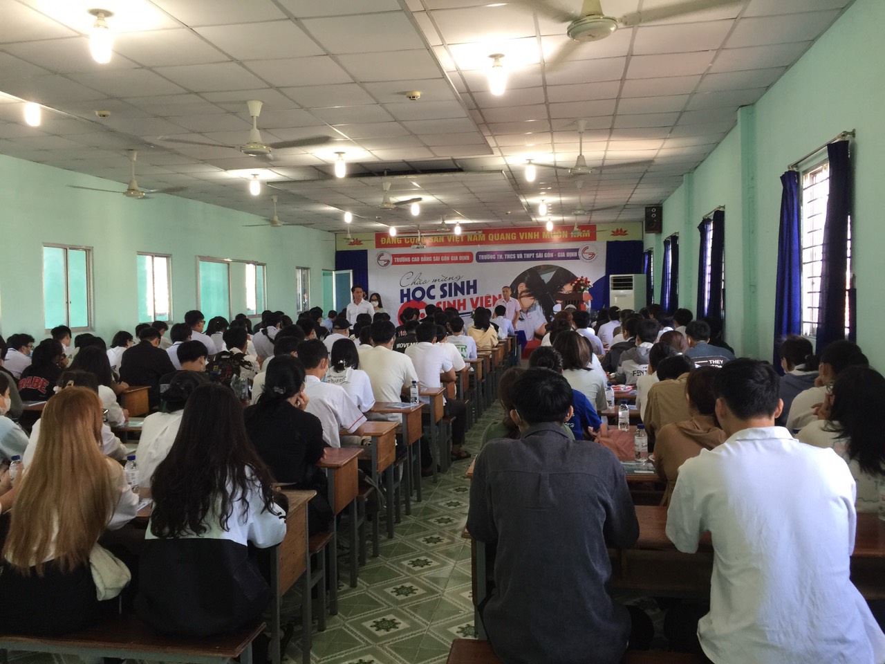 Môi trường học tập ngành Dược